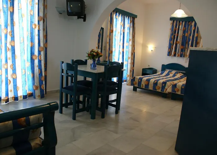 Colosseo Star 4* איוס פרוקופיוס